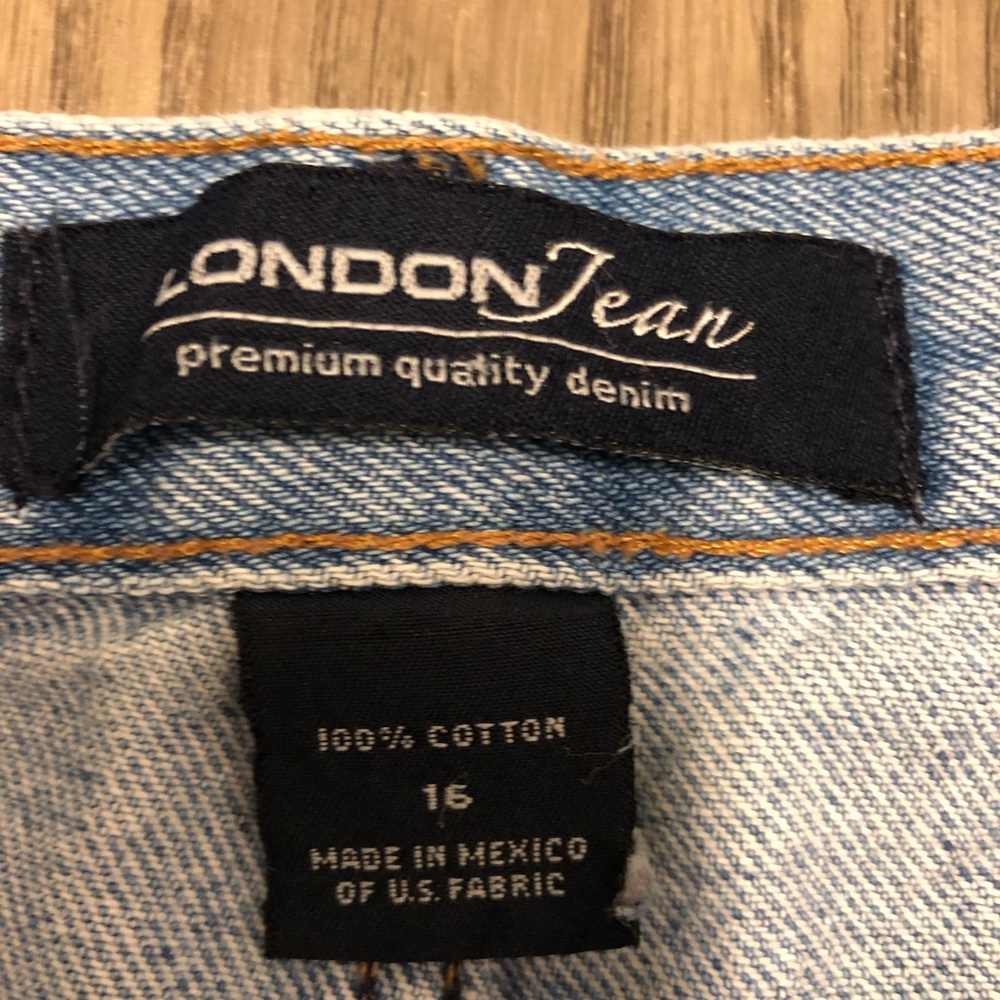 Cropped London Jeans With Ribbon Trim - Picture 11 of 12